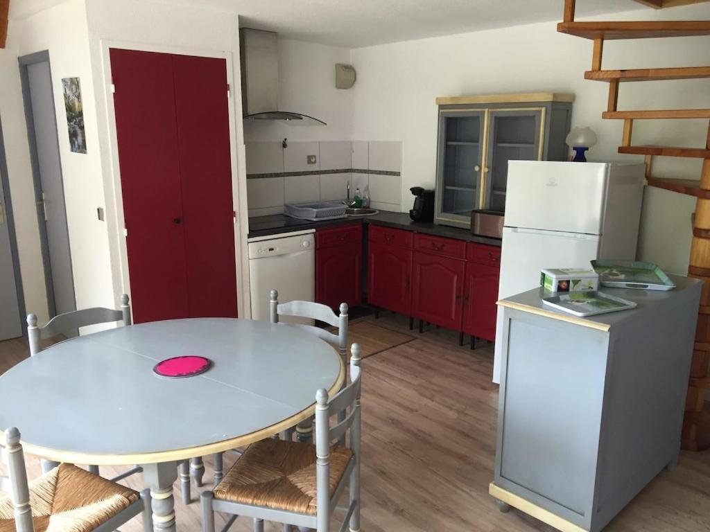 Appartement sur le bord du lac de fabreges Laruns Extérieur photo